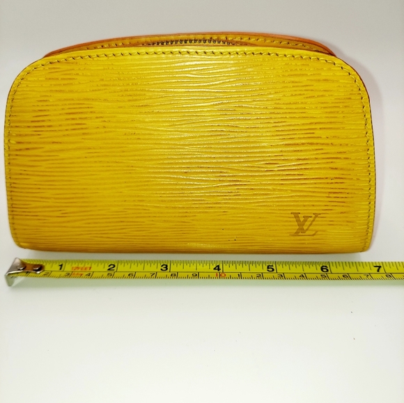 Louis Vuitton Dauphine Pouch In Yellow Epi Leather VGVC COA - Picture 10 of 13